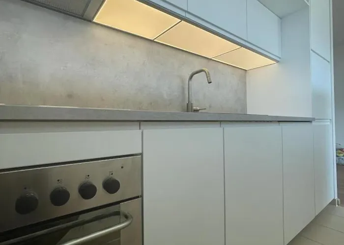 2 Br-app-breathtaking View With Big Balcony Apartament *