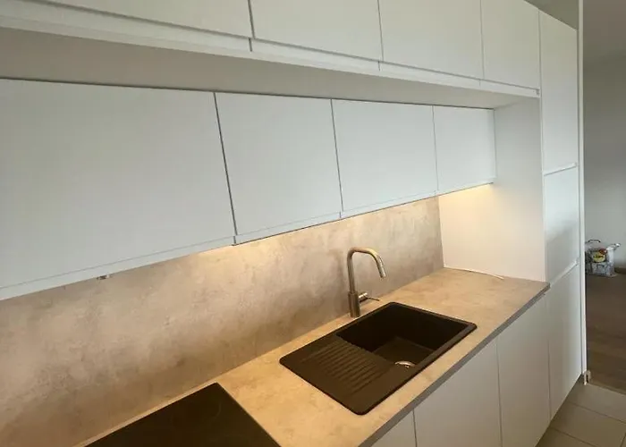 2 Br-app-breathtaking View With Big Balcony *